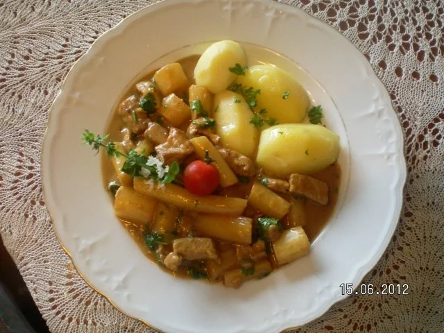 Spargel mit Putengeschnetzeltes - Rezept