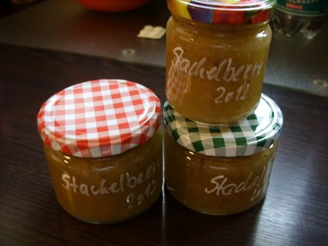 Konfitüre & Co:  Stachelbeere mit Calvados - Rezept