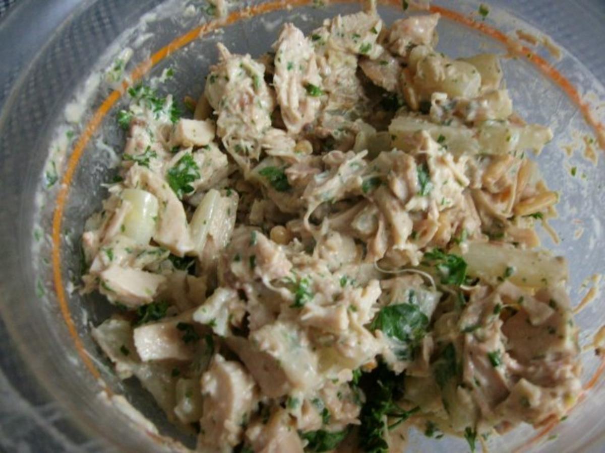 Grillhähnchenschenkelsalat - Rezept - Bild Nr. 5