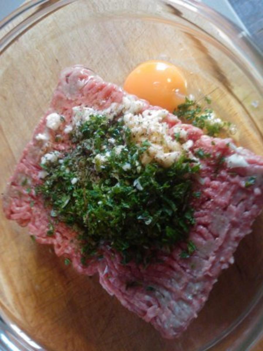 Bifteki de la Casa - Rezept - Bild Nr. 2