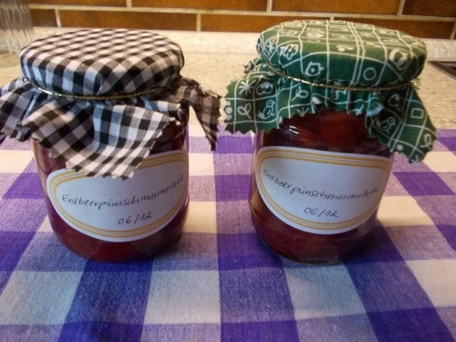 Erdbeerpunschmarmelade - Rezept
