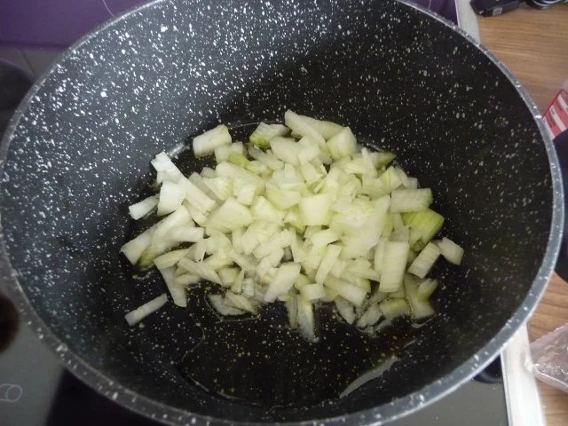 Pasta : Spaghetti mit Tomatensoße und ´nem Würstchen - Rezept - Bild Nr. 3