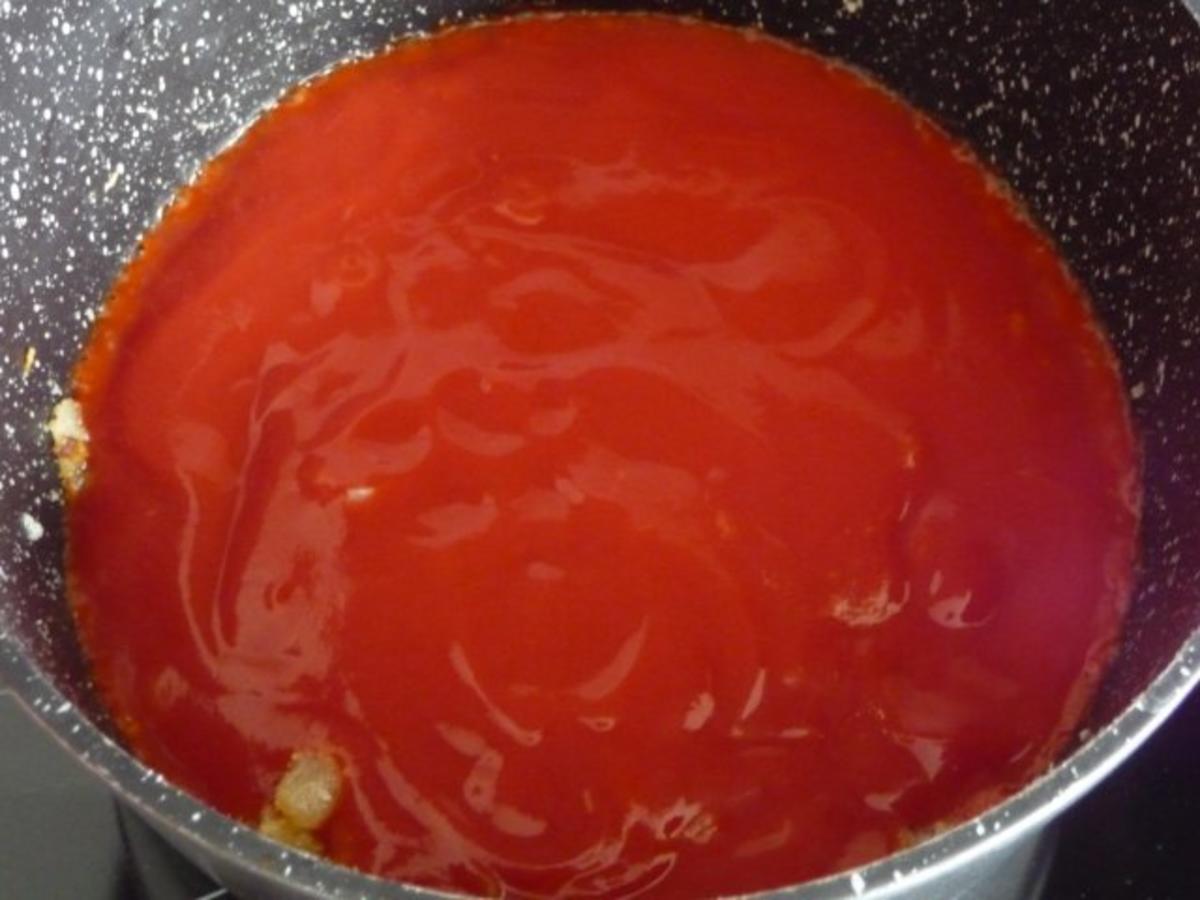 Pasta : Spaghetti mit Tomatensoße und ´nem Würstchen - Rezept - Bild Nr. 9