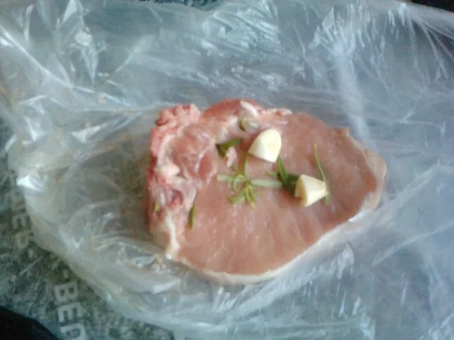 Rezept: R I B S & C H I P S oder Bones der Knochenjäger-Teller Bild Nr. 2 R I B S & C H I P S oder Bones der Knochenjäger-Teller - Rezept - Bild Nr. 2