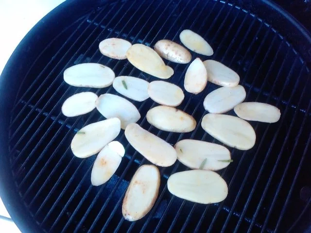 Rezept: R I B S & C H I P S oder Bones der Knochenjäger-Teller Bild Nr. 7 R I B S & C H I P S oder Bones der Knochenjäger-Teller - Rezept - Bild Nr. 7