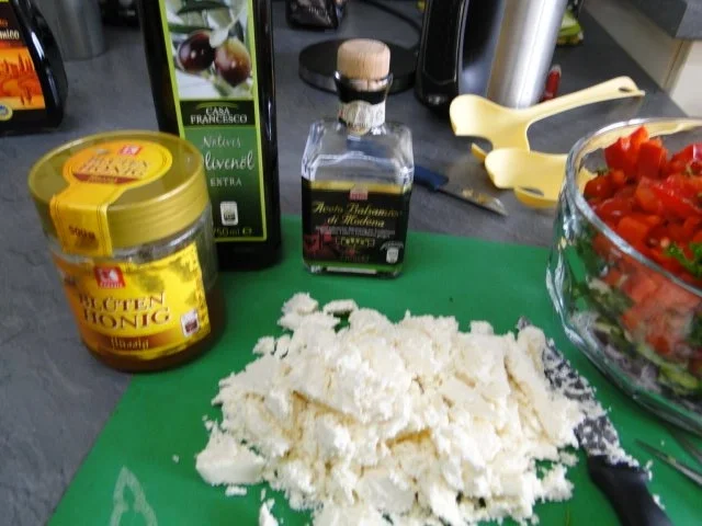 Weißer Bohnensalat mit Schafskäse und Ruccola - Rezept - Bild Nr. 4