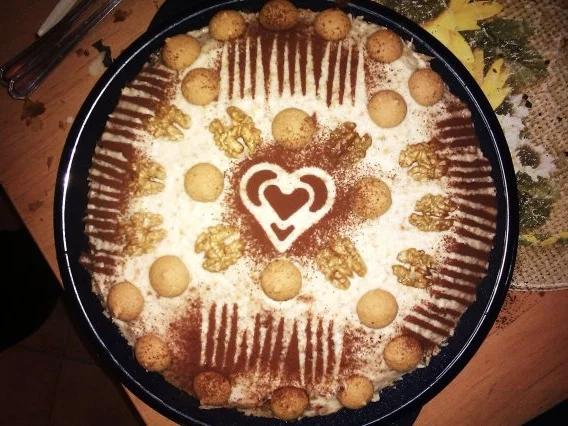 Rezept: Nusstorte mit Cremefüllung Bild Nr. 2 Nusstorte mit Cremefüllung - Rezept - Bild Nr. 2