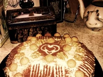 Rezept: Nusstorte mit Cremefüllung Bild Nr. 3 Nusstorte mit Cremefüllung - Rezept - Bild Nr. 3