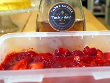 Rezept: Limetten-Kuchen mit Tonka-Erdbeeren Bild Nr. 3 Limetten-Kuchen mit Tonka-Erdbeeren - Rezept - Bild Nr. 3