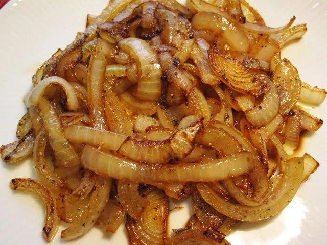 Rezept: Nackensteaks mit mildgebratenen Zwiebeln ... Bild Nr. 4 Nackensteaks mit mildgebratenen Zwiebeln ... - Rezept - Bild Nr. 4