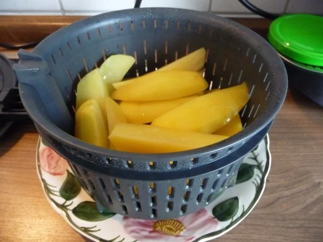 Fisch : Heringsfilet in Joghurt mit Gurke und Tomate - Rezept - Bild Nr. 6