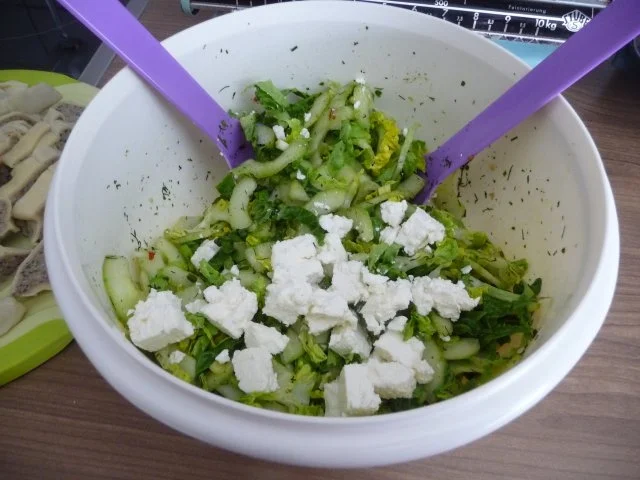 Fixe Küche : Maultaschen-Pfanne mit Salat - Rezept - Bild Nr. 6