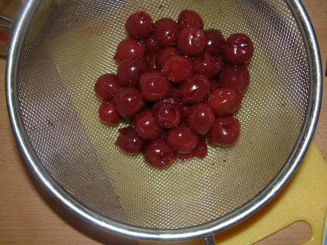 Schwarzwälder Schweinemedaillons an Kirschsoße - Rezept - Bild Nr. 7