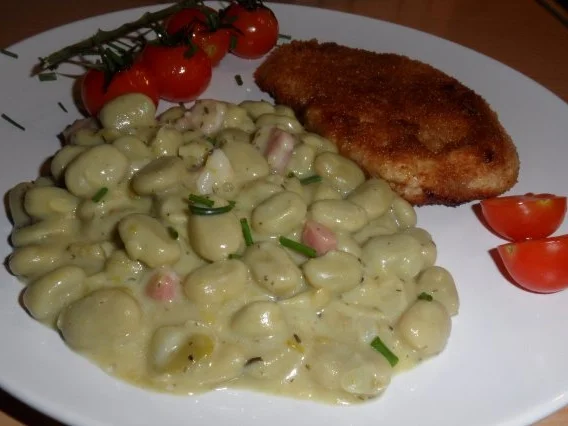 Dicke Bohnen mit fein paniertem Putenschnitzel - Rezept - Bild Nr. 9