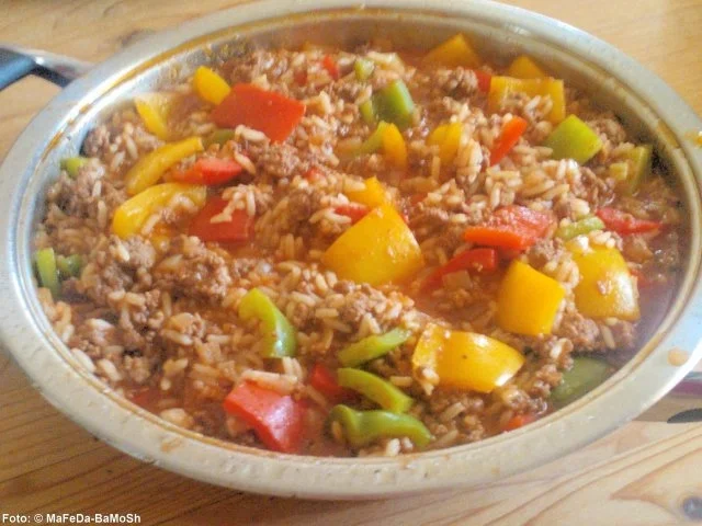 Rezept: Hack-Pfanne mit Reis Hack-Pfanne mit Reis - Rezept