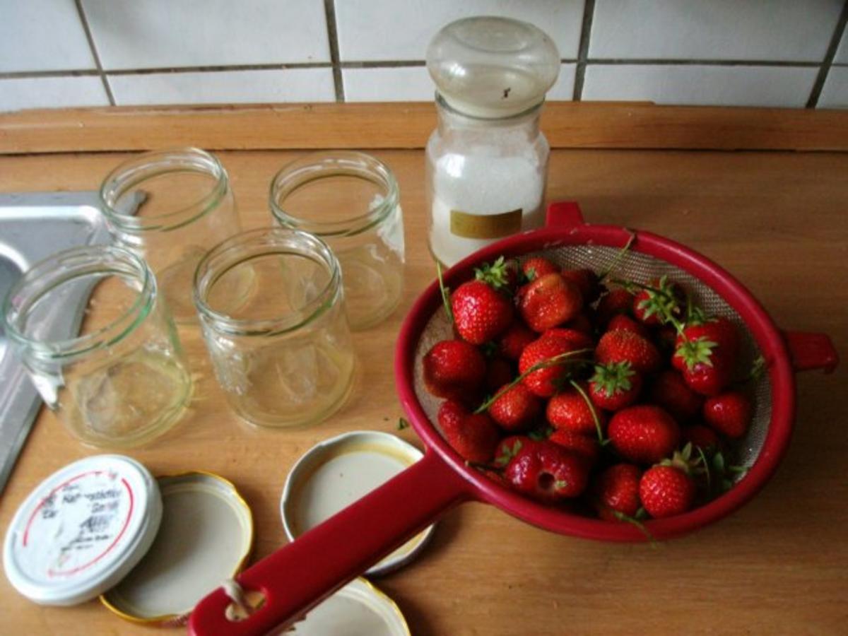 eingekochte Erdbeeren - Rezept - Bild Nr. 3