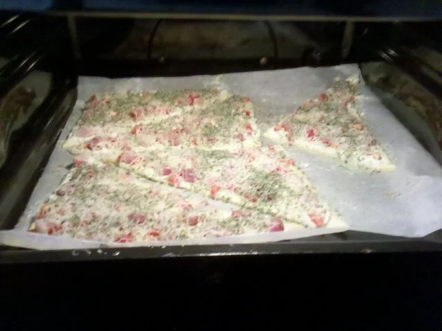 Rezept: Herzhaftes Gebäck: Käseecken Bild Nr. 7 Herzhaftes Gebäck: Käseecken - Rezept - Bild Nr. 7