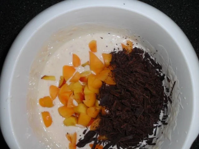 Rezept: Stracciatella - Quarkcreme mit Pfirsichen und Aprikosen Bild Nr. 6 Stracciatella - Quarkcreme mit Pfirsichen und Aprikosen - Rezept - Bild Nr. 6