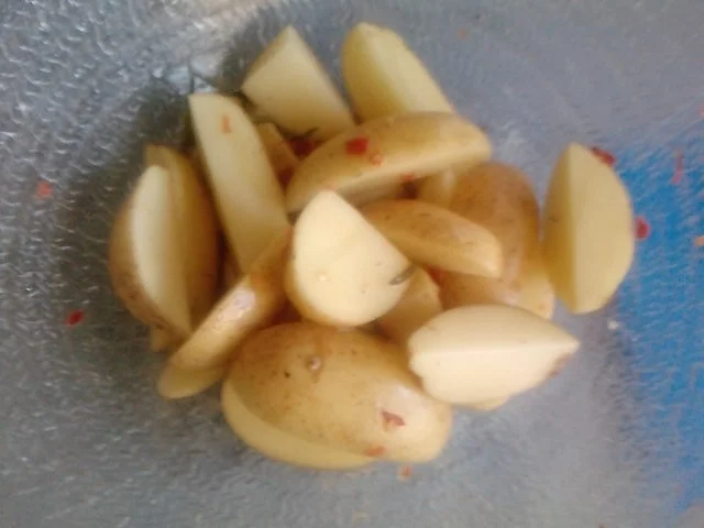 Rezept: Experiment: Grillkartoffelsalat Hot & Spicy Bild Nr. 2 Experiment: Grillkartoffelsalat Hot & Spicy - Rezept - Bild Nr. 2