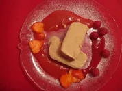 Rezept: Nougatparfait mit roten Frรผchten Nougatparfait mit roten Frรผchten - Rezept