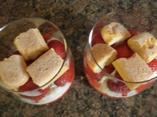 Erdbeer - Tiramisù ... - Rezept - Bild Nr. 7