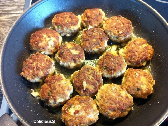 Rezept: Fleischküchle - Fleischpflanzerl - Fleischküchlein Bild Nr. 2 Fleischküchle - Fleischpflanzerl - Fleischküchlein - Rezept - Bild Nr. 2