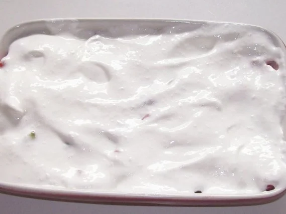 Rezept: Sommerfrüchte mit Kokos-Limetten-Baiser Bild Nr. 5 Sommerfrüchte mit Kokos-Limetten-Baiser - Rezept - Bild Nr. 5