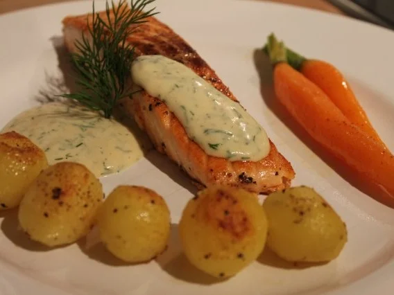 Rezept: Lachs mit Honigsenfsauce und Kartoffeln Bild Nr. 2 Lachs mit Honigsenfsauce und Kartoffeln - Rezept - Bild Nr. 2