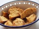 Mediterranes Krustenbrot mit Parmesan und Tomaten - Rezept