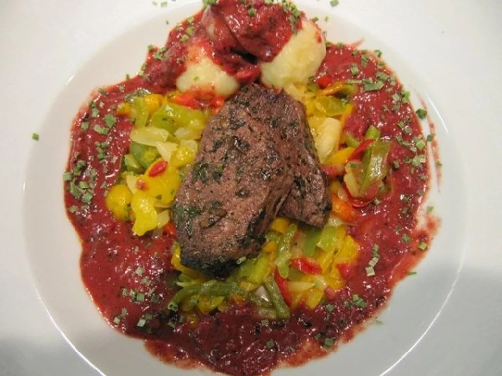 Reh Filetspitzen in Roter Bete Kirsch Sahnesosse - Rezept - Bild Nr. 20