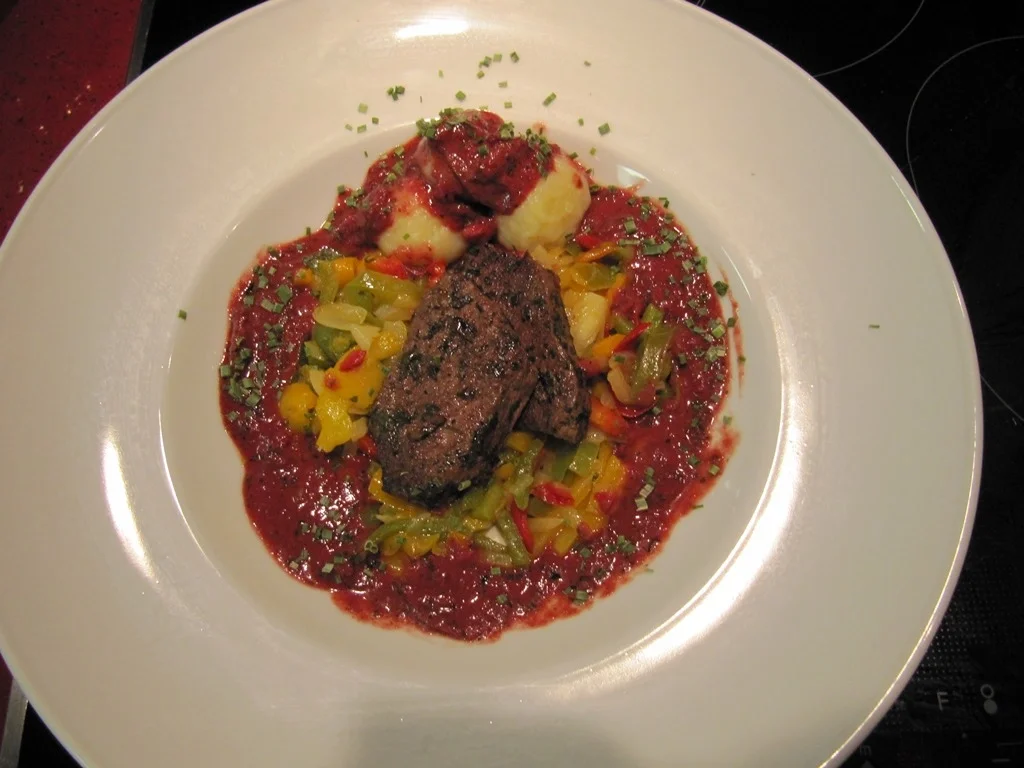 Reh Filetspitzen in Roter Bete Kirsch Sahnesosse - Rezept - Bild Nr. 22