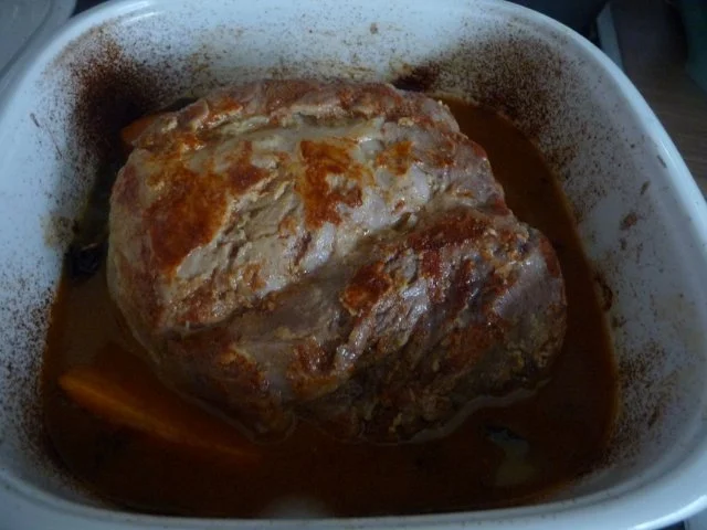 Rezept: Schwein : Schweinehals-Braten in Backpflaumen Bild Nr. 12 Schwein : Schweinehals-Braten in Backpflaumen - Rezept - Bild Nr. 12