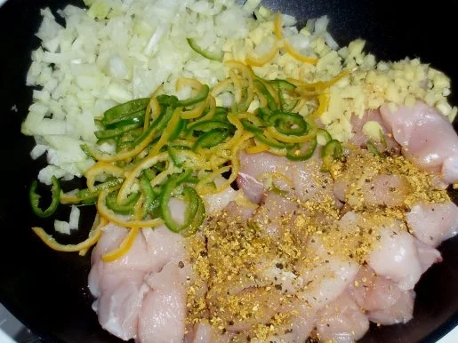 Rezept: Scharfes Hähnchen mit Basmatireis Bild Nr. 4 Scharfes Hähnchen mit Basmatireis - Rezept - Bild Nr. 4