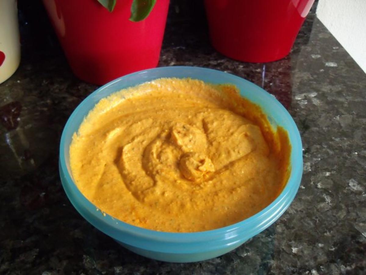 Bilder für Dip: Ajvar-Schafskäse Rezept