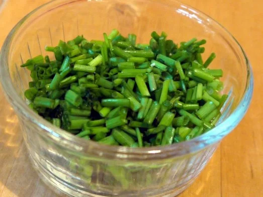 Pikante Kartoffel-Zucchini-Puffer mit Knoblauch-Limetten-Dip - Rezept - Bild Nr. 5