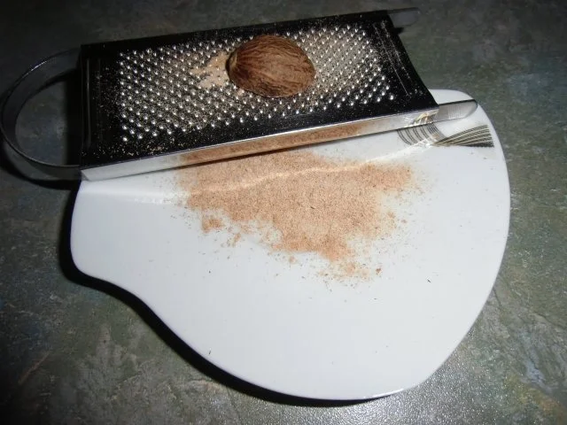 Rezept: Feines Geflügel-Creme-Süppchen Bild Nr. 5 Feines Geflügel-Creme-Süppchen - Rezept - Bild Nr. 5