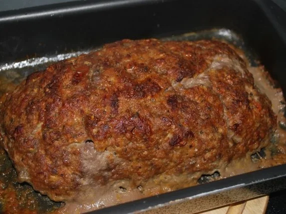 Rezept: Hackbraten im Pizzamantel Bild Nr. 2 Hackbraten im Pizzamantel - Rezept - Bild Nr. 2