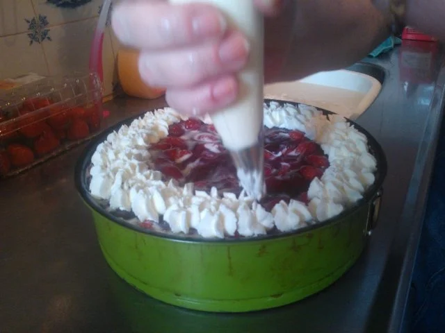 Limburgse Vlaai met Aardbeien en Room (meine Schwiegermutter kam aus Limburg) - Rezept - Bild Nr. 8