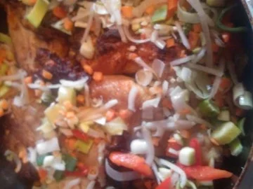 Rezept: Haehnchenschenkel in Apikosensauce mit Erdbeeren Bild Nr. 7 Haehnchenschenkel in Apikosensauce mit Erdbeeren - Rezept - Bild Nr. 7