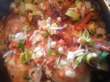 Rezept: Haehnchenschenkel in Apikosensauce mit Erdbeeren Bild Nr. 8 Haehnchenschenkel in Apikosensauce mit Erdbeeren - Rezept - Bild Nr. 8