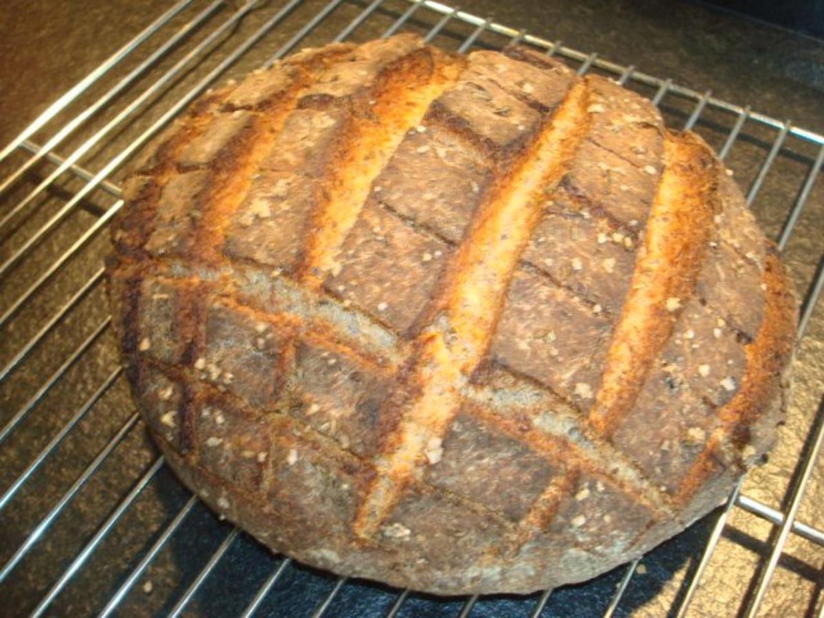 Bilder für Herzhaftes Roggenbrot - Rezept