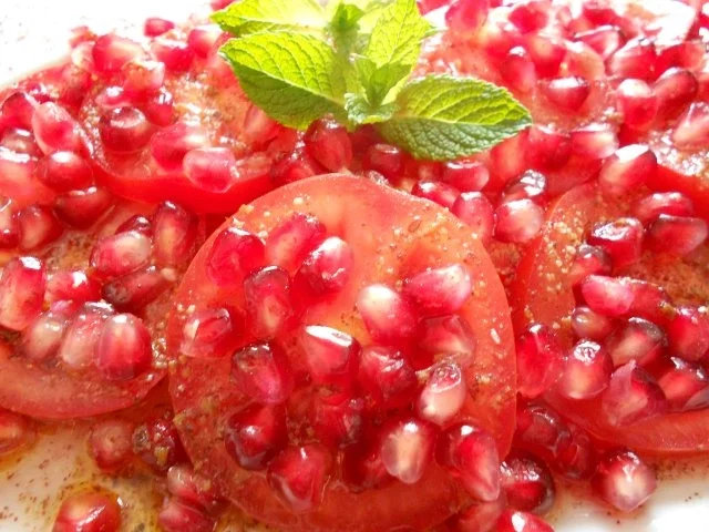 Rezept: Tomaten-Granatapfel-Salat Tomaten-Granatapfel-Salat - Rezept