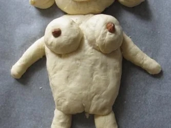 Hefezopf Hefekranz (eine gebackene "Traumfrau") - Rezept - Bild Nr. 4