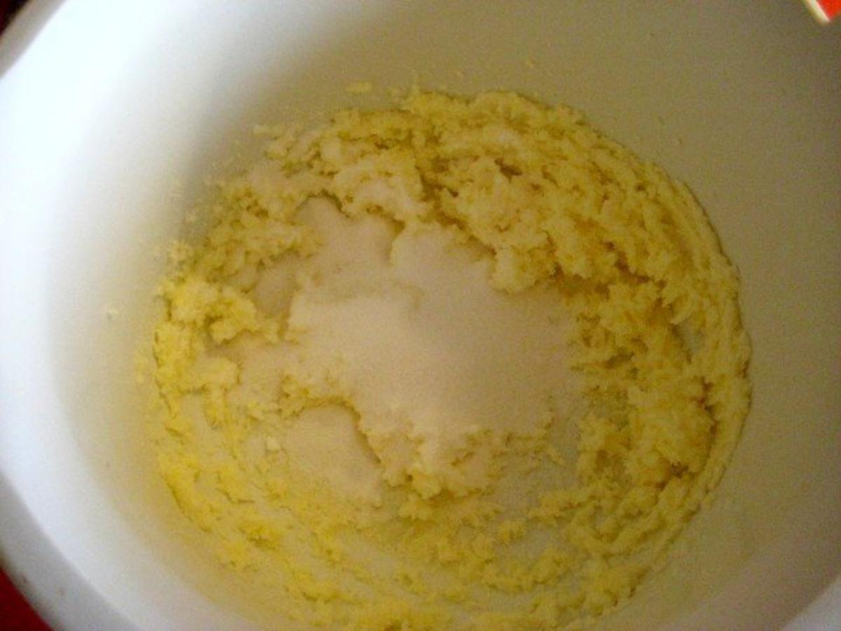 Rhabarberkuchen mit Vanillecreme und Streusel - einfach - von manschie