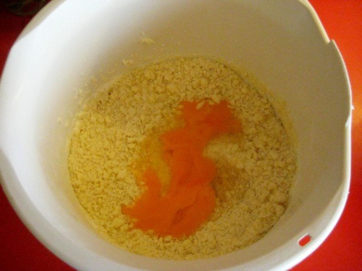 Rhabarberkuchen mit Vanillecreme und Streusel - einfach - von manschie