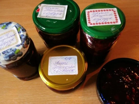 Konfitüre=Schwarze Johannisbeere + Erdbeeren - Rezept - Bild Nr. 11