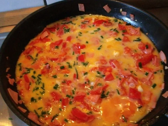 Rezept: Omelett mit Camenbert Bild Nr. 8 Omelett mit Camenbert - Rezept - Bild Nr. 8