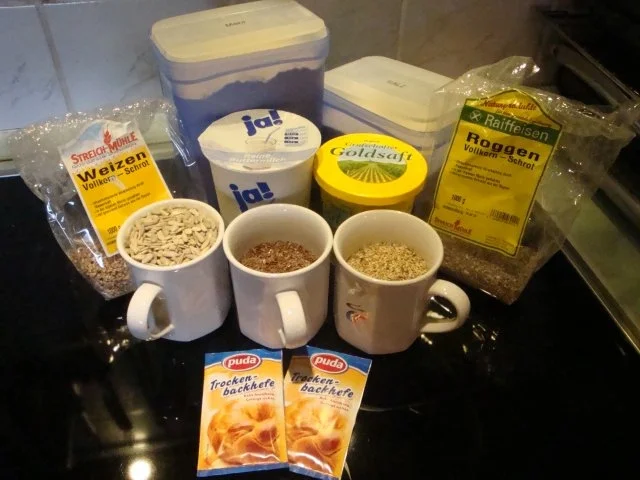 Rezept: Vollkornbrot Rustikal Bild Nr. 2 Vollkornbrot Rustikal - Rezept - Bild Nr. 2