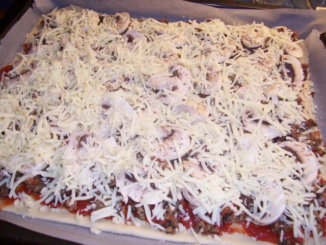 Hackfleisch-Reste-Pizza - Rezept - Bild Nr. 2