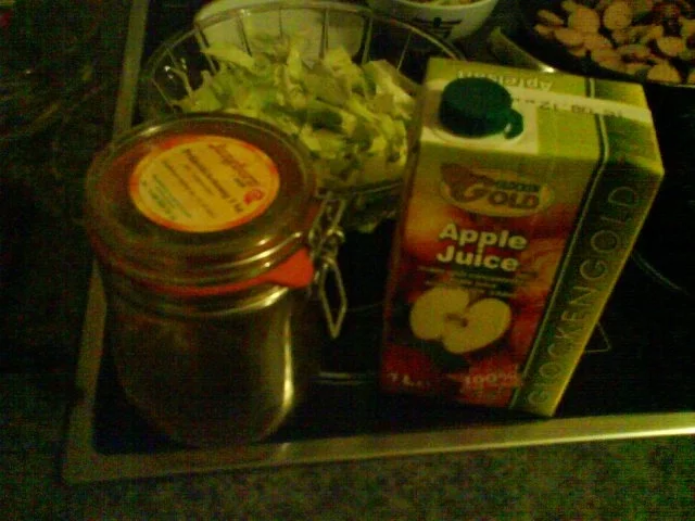 Salat mit Kürbis-Sesamcrôutons - Rezept - Bild Nr. 3